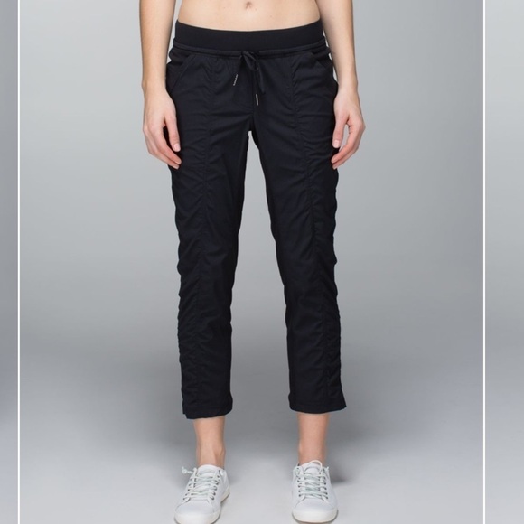 Lululemon Street To Studio Pant Unlined in Black size 4 - Picture 14 of 14